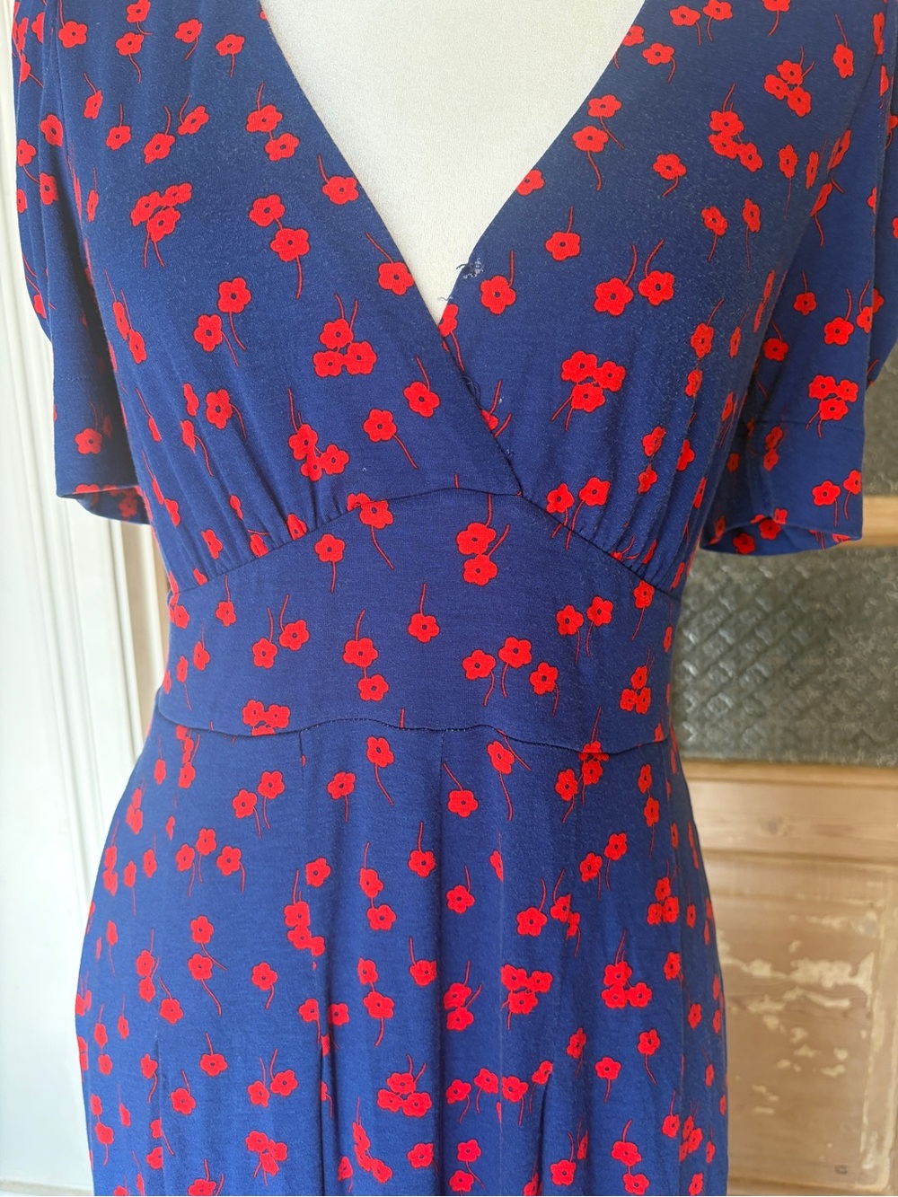 Boden Navy Floral stretchy Maxi Dress with puff sleeves 6R excellent! - Picture 2 of 11
